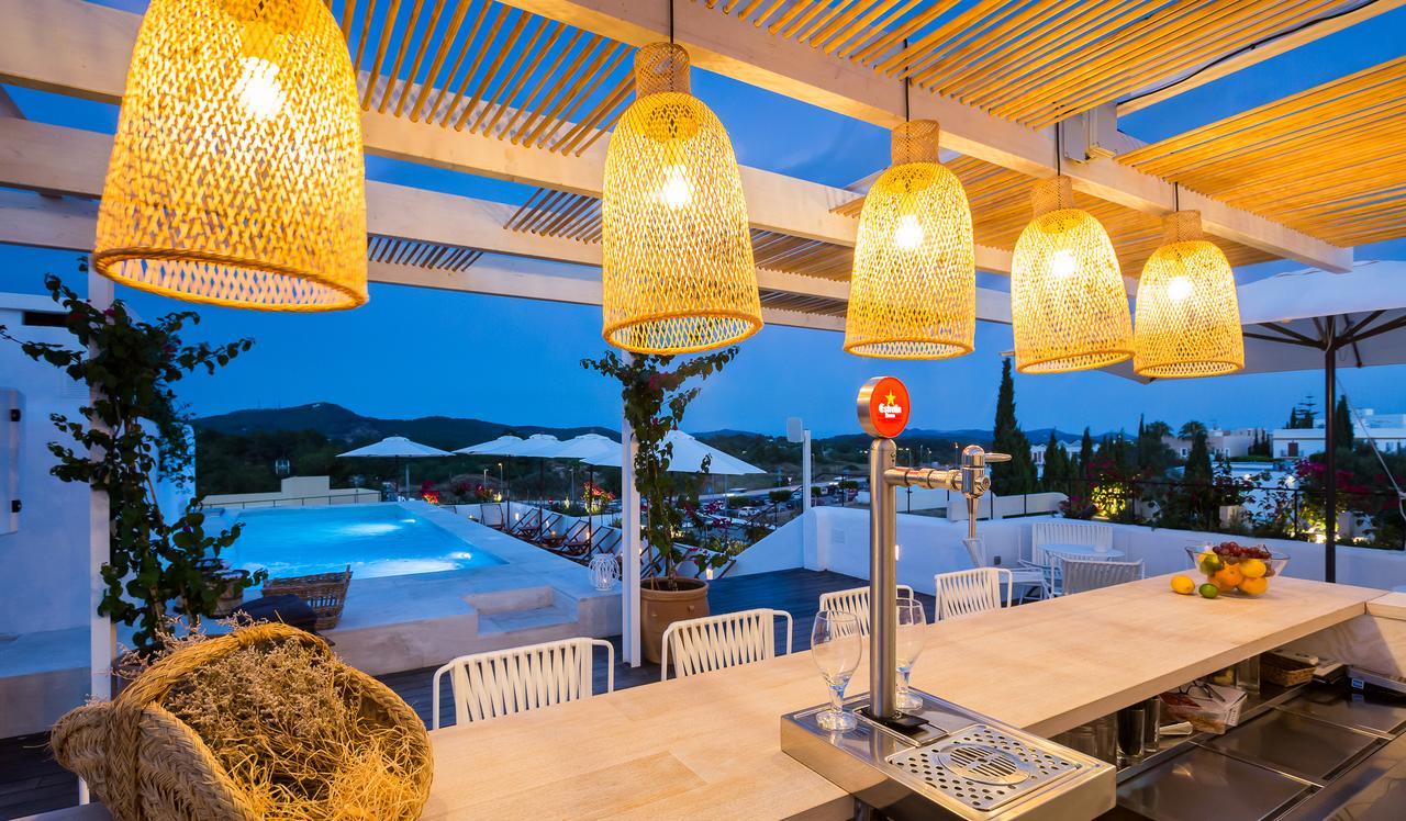 Gatzara Suites Santa Gertrudis Santa Gertrudis  Extérieur photo